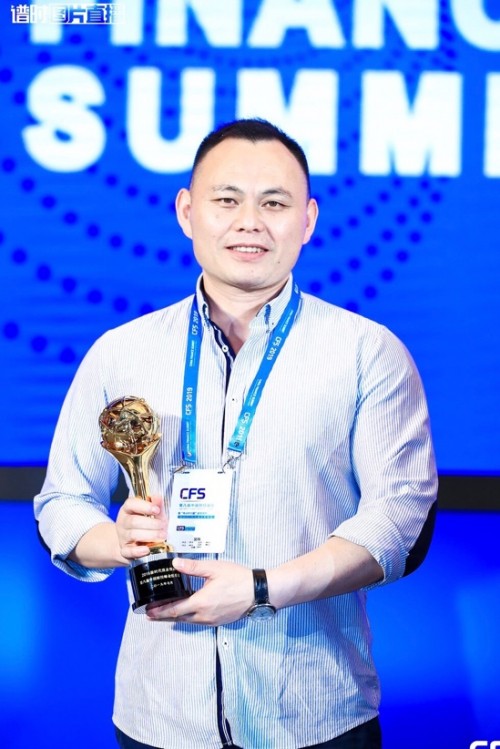 顛覆傳統(tǒng)修機 極客修CEO吳瑋被譽2019新時代商業(yè)引領者