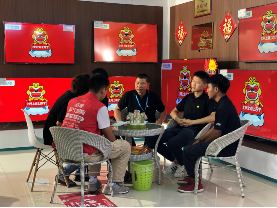 中緬邊境故事： 蘇寧零售云店讓好產(chǎn)品、好服務(wù)不分國(guó)界