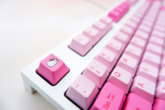 REALFORCE HELLO KITTY限量版鍵盤，ChinaJoy首亮相