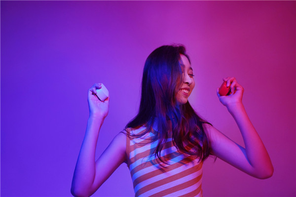 智能藍(lán)牙音箱！天貓精靈可以陪你去看世界