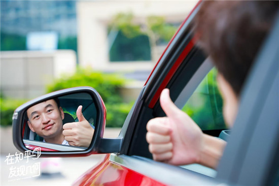 將環(huán)保、閱讀融入生活，幾何汽車的文藝你讀懂了嗎？