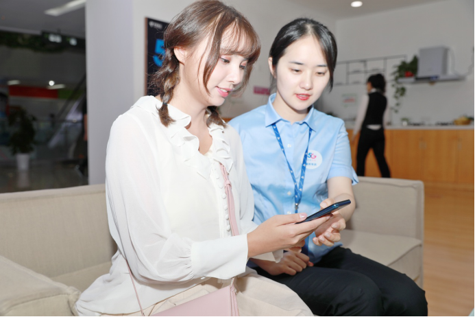 江蘇電信首位5G體驗(yàn)用戶產(chǎn)生