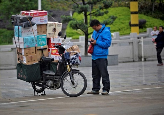 快遞100智能服務幫助快遞員提質(zhì)增效 助推快遞業(yè)利好發(fā)展