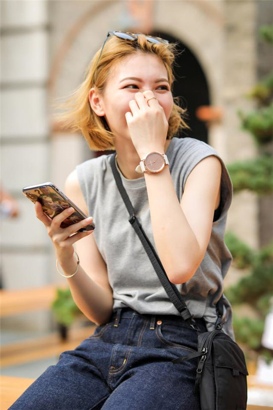 手腕美顏，Garmin vivomove HR時(shí)尚腕表助你變身女神