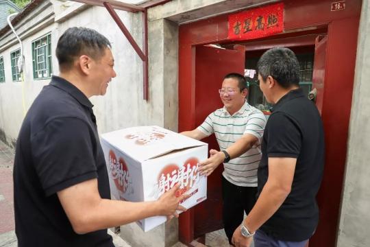 為國(guó)慶獻(xiàn)禮 建國(guó)70周年電影《我和我的祖國(guó)》與聯(lián)想推珍藏筆記本