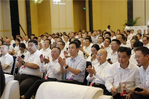龍貓數(shù)據(jù)與重慶云陽(yáng)簽訂戰(zhàn)略合作協(xié)議，共筑人工智能發(fā)展之基