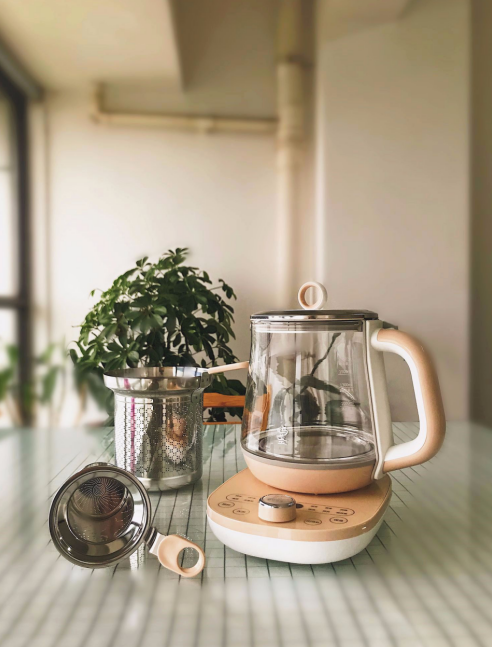 在家不開火也能涮火鍋？鳴盞涮涮養(yǎng)生壺開啟輕養(yǎng)生活