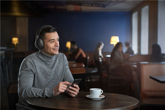 身為商務(wù)人士的你，還沒有Jabra Elite 85h?
