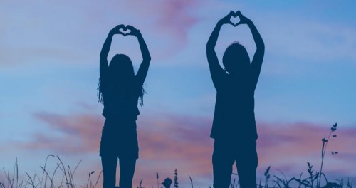 用愛托起早產(chǎn)兒新生翅膀！公益之路，健合與你同行
