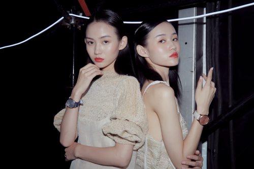 變身“女神”，時尚Model為你推薦GarminMove系列