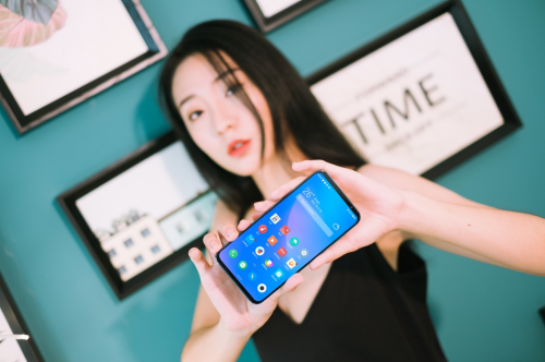 全屏?xí)r代，極致細(xì)節(jié)控魅族打磨旗艦級(jí)16s Pro