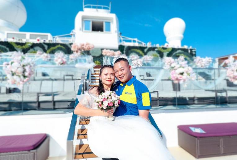 這個快遞員是如何一招升職加薪娶妻子的？