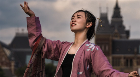 Soul上旅居荷蘭的攝影師，記錄下漢服在異國的驚鴻一瞬