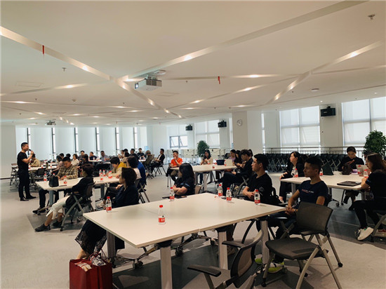 學加家攜手釘釘舉辦幼教數字化高峰論壇