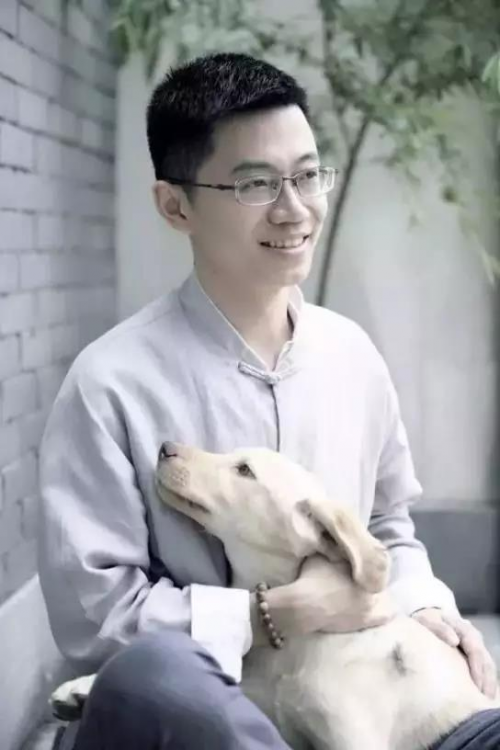 盧熠翎，一個(gè)執(zhí)拗的心理教育布道者