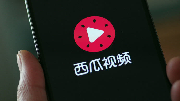 蒙眼狂奔的游戲直播，需要重新考量版權(quán)的制約問題