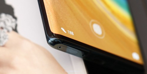 華為Mate30 Pro簡測：科技與設(shè)計(jì)完美結(jié)合，電影四攝光環(huán)閃耀