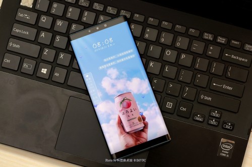 華為Mate30 Pro簡測：科技與設(shè)計(jì)完美結(jié)合，電影四攝光環(huán)閃耀