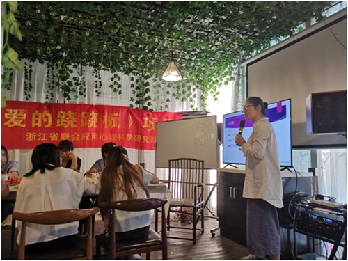 盤絲洞APP開啟職場女性公益——“愛的蹺蹺板之午餐分享會(huì)”