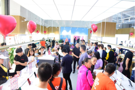 京東之家全新形象店盛大開業(yè)，成都零售創(chuàng)新變革再上新臺階