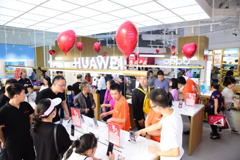 京東之家全新形象店盛大開業(yè)，成都零售創(chuàng)新變革再上新臺階