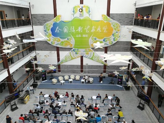 獲數(shù)萬攝影師點贊！海信疊屏電視帶你看屏幕上的全國攝影藝術(shù)展