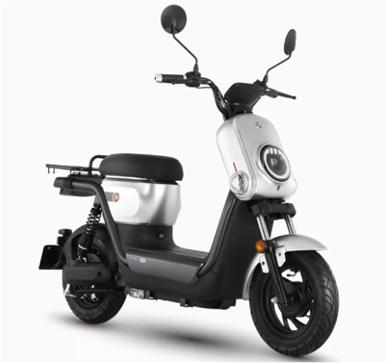愛(ài)瑪年度新品上市，精準(zhǔn)洞察定義城市家庭功能車(chē)