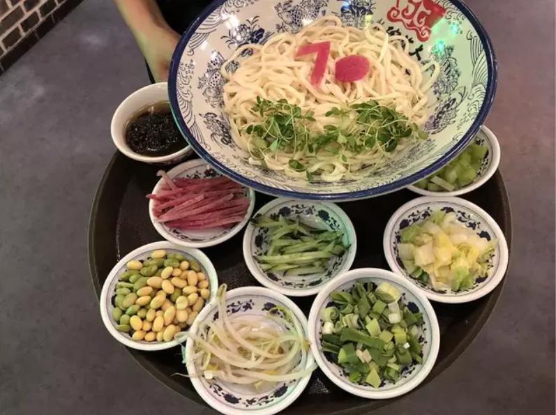 老字號(hào)與新品牌托起“十一”消費(fèi)熱