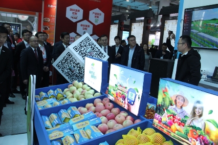 濟(jì)南先行區(qū)“甜源先行”品牌亮相2019全國農(nóng)商互聯(lián)暨精準(zhǔn)扶貧產(chǎn)銷對接大會