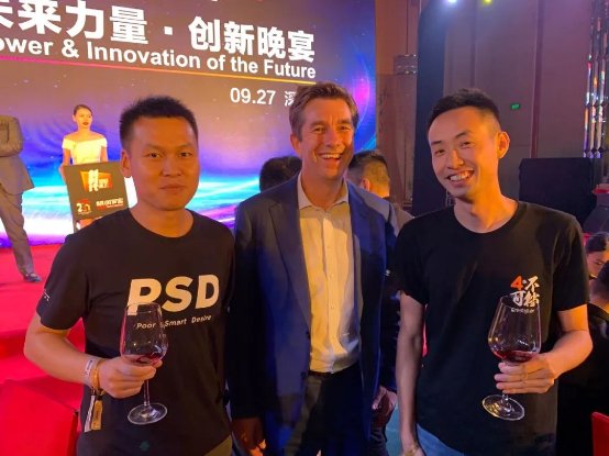 趣學(xué)車合伙人費(fèi)西洲、羅嘉俊入選《2019胡潤(rùn)Under30s創(chuàng)業(yè)領(lǐng)袖》