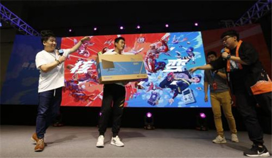 翼彩紛呈，競出不凡！易美遜翼競顯示器帶你重溫核聚變Tour杭州站！