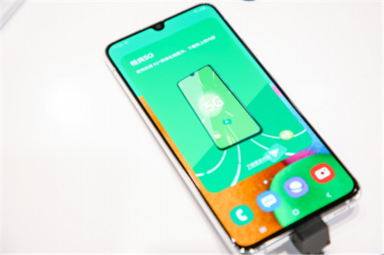 三星Galaxy A90 5G實(shí)力超凡 攜5G技術(shù)樹中端旗艦新標(biāo)準(zhǔn)