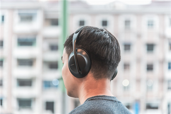 索尼WH-1000XM3、BOSE 700橫評(píng) 高人氣無(wú)線降噪耳機(jī)誰(shuí)更值？