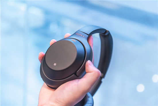 索尼WH-1000XM3、BOSE 700橫評(píng) 高人氣無(wú)線降噪耳機(jī)誰(shuí)更值？