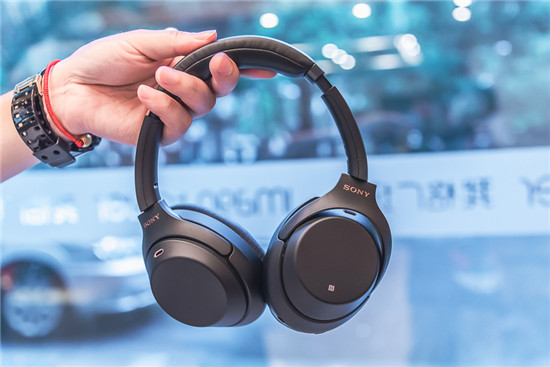 索尼WH-1000XM3、BOSE 700橫評(píng) 高人氣無(wú)線降噪耳機(jī)誰(shuí)更值？