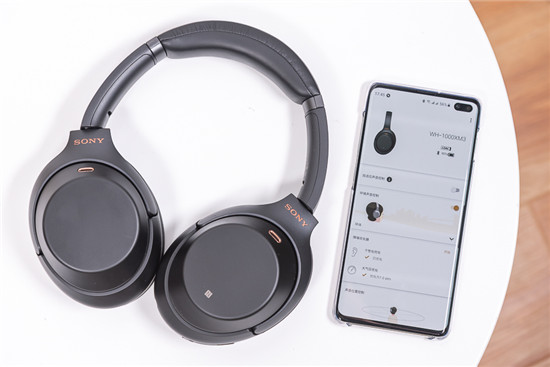 索尼WH-1000XM3、BOSE 700橫評(píng) 高人氣無(wú)線降噪耳機(jī)誰(shuí)更值？