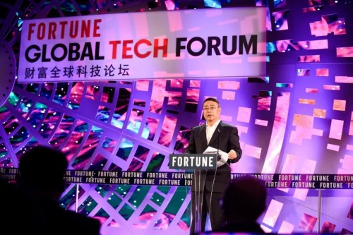2019《財富》全球科技論壇今天召開，官方指定禮品廣藥牌靈芝孢子油引領行業(yè)標準