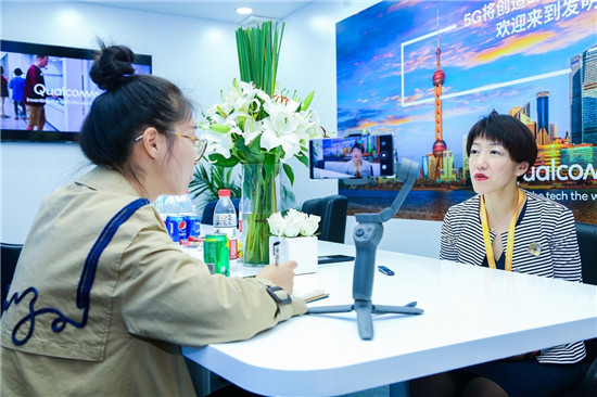 專訪高通全球副總裁侯明娟：5G將驅(qū)動新一代產(chǎn)品形態(tài)發(fā)展，手機只是其一
