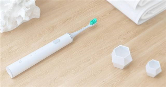 2019實用電動牙刷排行榜，飛利浦排第三，第一竟是它！