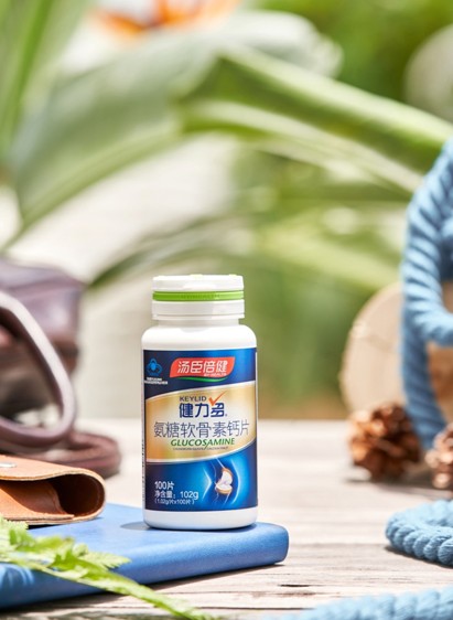 中老年人鈣流失怎么辦？氨糖軟骨素鈣片怎么樣