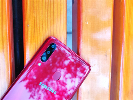 【集微拆評】搭載超廣角三攝 三星Galaxy A20s重新定義性價(jià)比