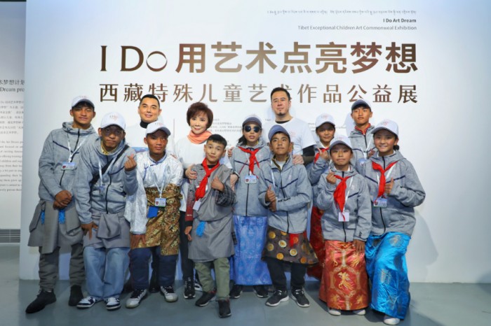 12年公益探索，I Do 基金會(huì)李厚霖“用藝術(shù)點(diǎn)亮孩子們的夢(mèng)想”