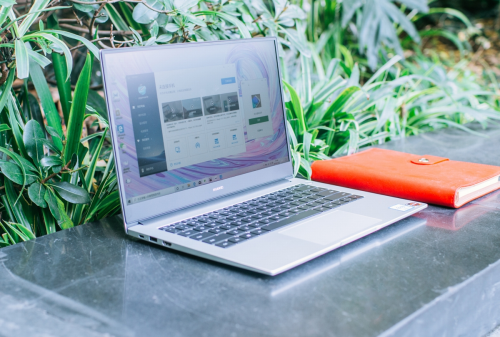 華為MateBook D系列新品發(fā)布 引領全面屏輕薄本時尚