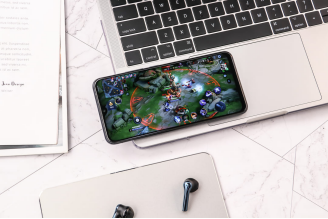 vivo Z5i評(píng)測(cè)：強(qiáng)勁性能與長(zhǎng)效續(xù)航的結(jié)合體，打造全新體驗(yàn)