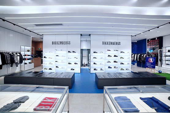 意大利高級運動時尚品牌來襲，DIRK BIKKEMBERGS中國首家旗艦店燃爆重慶！
