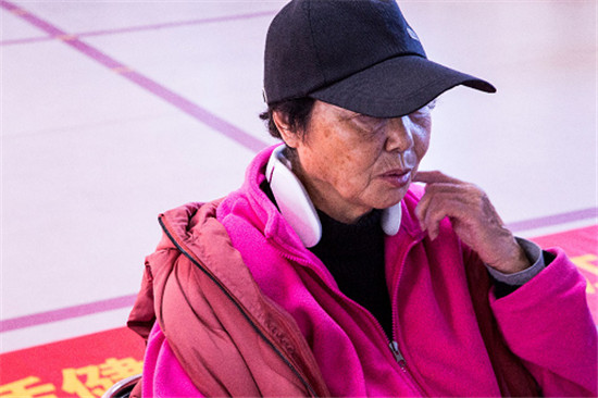 關(guān)注老年健康質(zhì)量，脊安適健康公益行