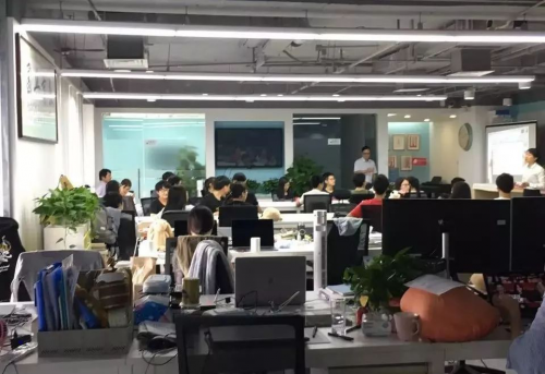 理想主義者無畏前行！萬門教育獲評新華網(wǎng)2019年度品牌影響力在線教育機構(gòu)