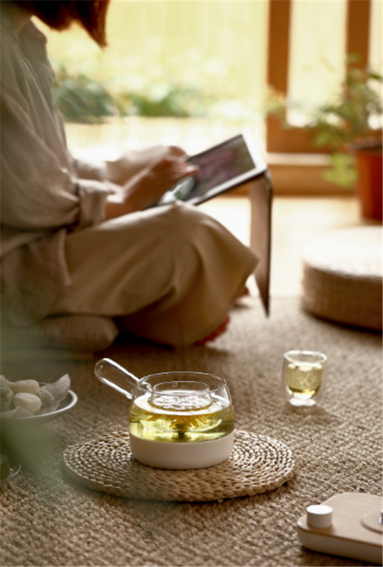 想做養(yǎng)顏“花仙子”，就用鳴盞養(yǎng)生煮茶器花式養(yǎng)生