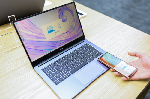 多屏協(xié)同讓辦公效率起飛，全新華為MateBook D堪稱年輕潮流之選