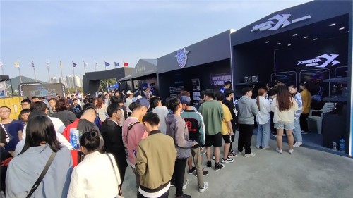 WUCG三亞電競節(jié)狂歡盛會，西伯利亞帶你體驗職業(yè)選手耳機！